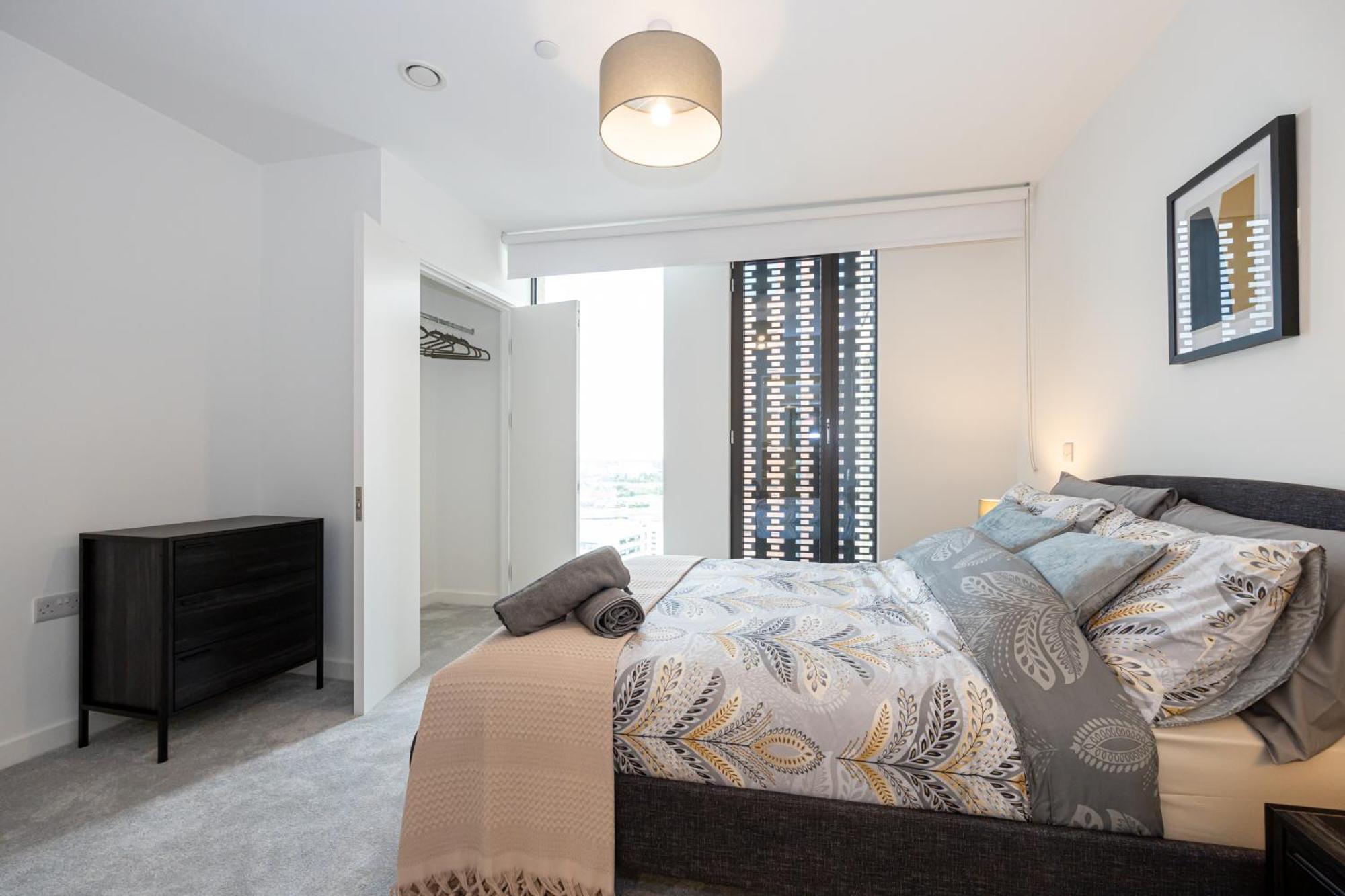 Royal Ebony By Asquare Lettings Apartamento Manchester Exterior foto