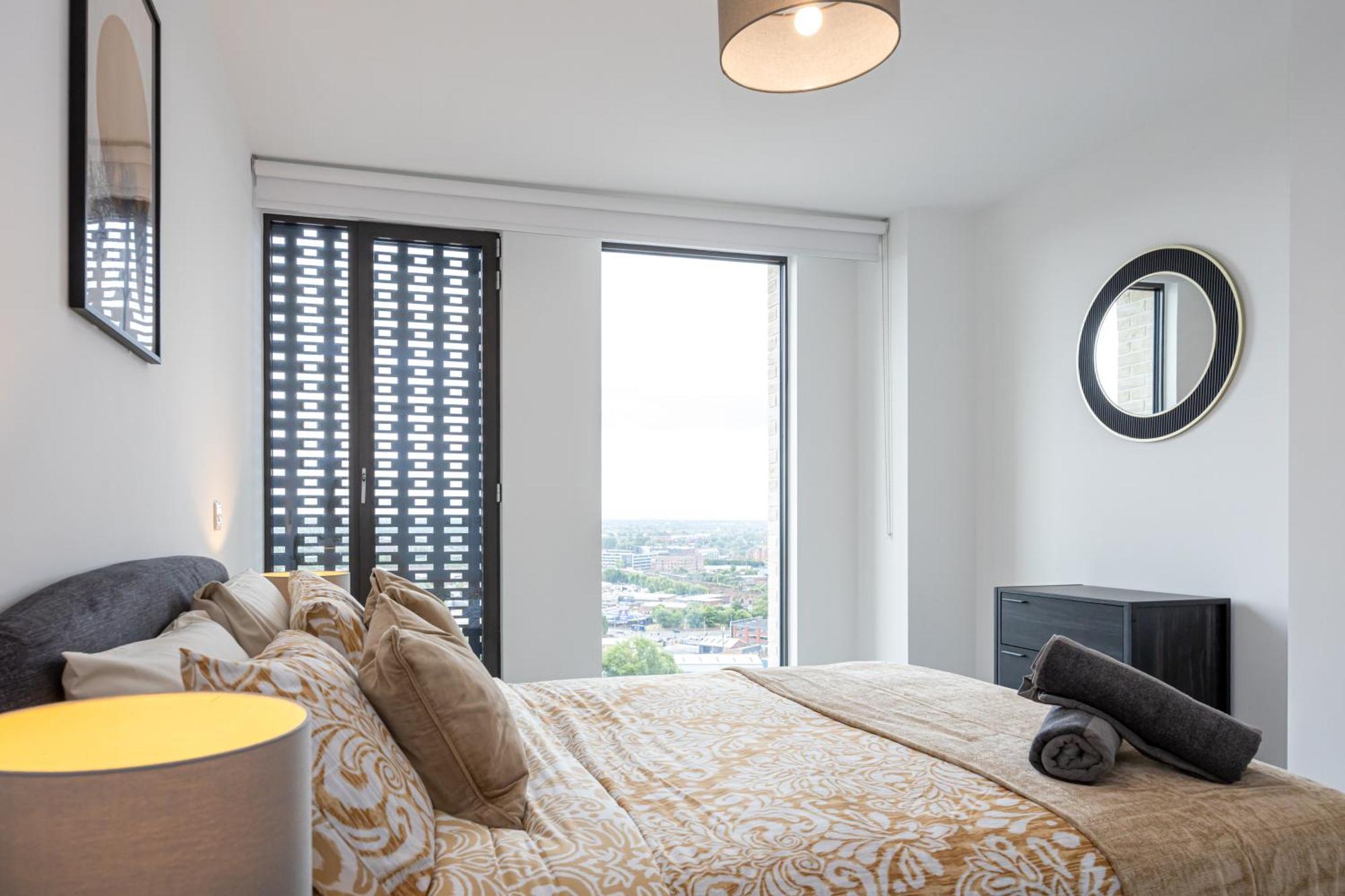 Royal Ebony By Asquare Lettings Apartamento Manchester Exterior foto
